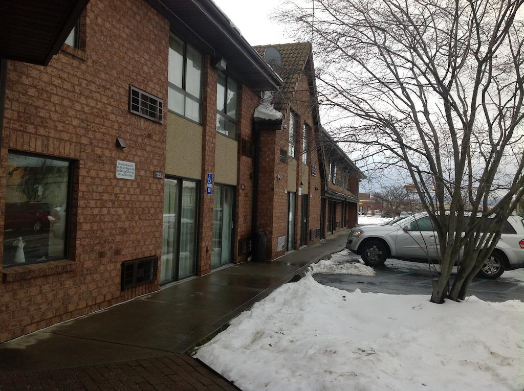 Americas Best Value Inn Horseheads Bagian luar foto